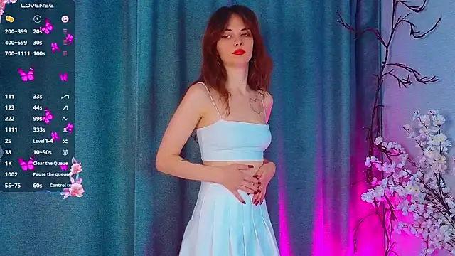 LisaDrake online show from 09/22/25, 08:33