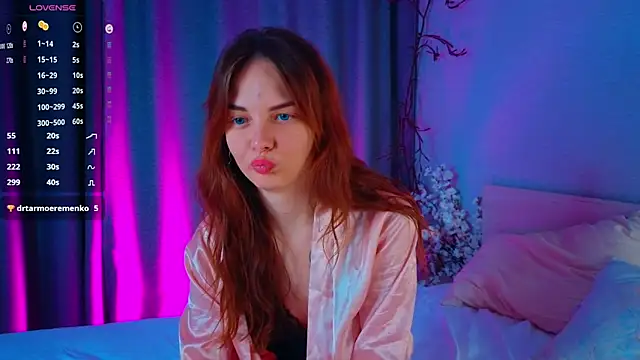 LisaDrake online show from 09/30/25, 07:08