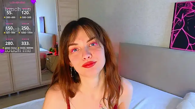 LisaDrake online show from 11/19/25, 07:03