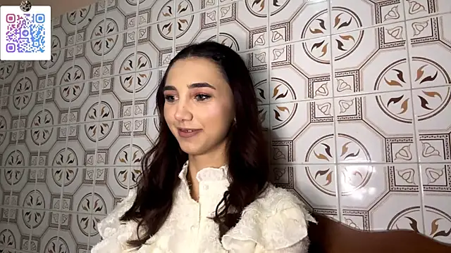 LinaMour online show from 12/14/25, 10:14