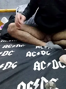 yazinyazin1 online show from 12/22/25, 07:55