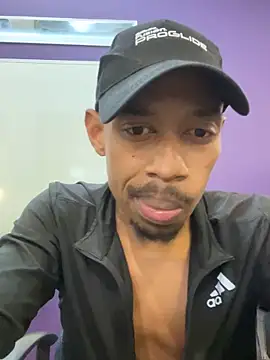 fitsexyman online show from 11/21/25, 11:31