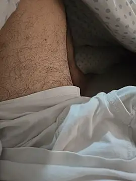 Snapshot of sisman31 chatting on 10/25/25, 05:48 sisman31 online show from 10/25/25, 05:48