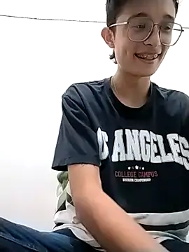 SantiagoRusso18 online show from 01/13/26, 09:42