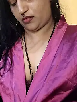 Snapshot of Angel0731 chatting on 05/22/26, 10:21 Angel0731 online show from 05/22/26, 10:21