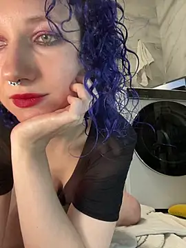 Kitty Kisss online show from 11/18/25, 12:27