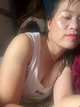 tuyetnhi-00 online show from 09/11/25, 07:19