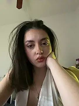 Mialoveloc online show from 05/09/26, 06:07