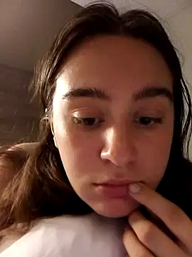 freakylittlebitch69 online show from 10/02/25, 05:47