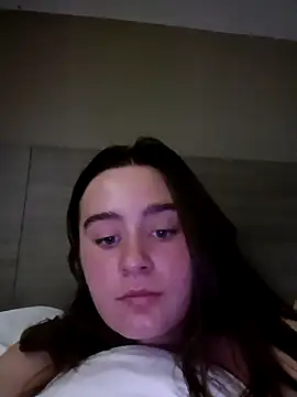 freakylittlebitch69 online show from 10/06/25, 09:01