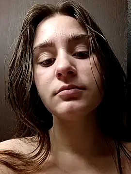 freakylittlebitch69 online show from 10/08/25, 03:09