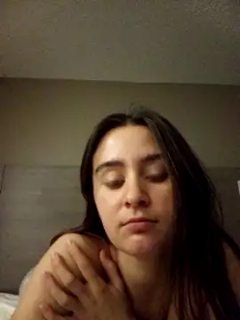 freakylittlebitch69 online show from 10/21/25, 09:15