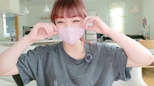 Snapshot of SUZU_1201 chatting on 07/12/26, 01:29 SUZU 1201 online show from 07/12/26, 01:29