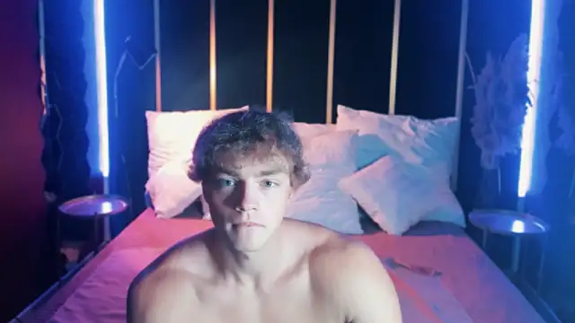 ChaseMuscular online show from 09/21/25, 10:28