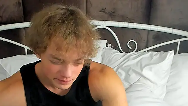 ChaseMuscular online show from 10/14/25, 03:24