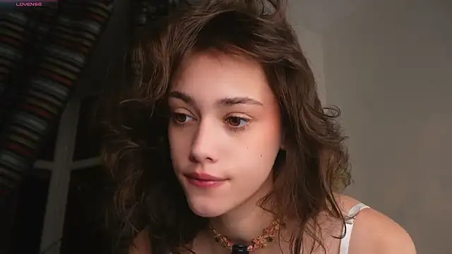 ttragedienne online show from 11/09/25, 02:10