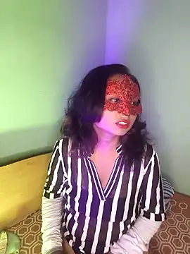 Snapshot of yours_sugar_babe chatting on 09/18/25, 12:07 yours sugar babe online show from 09/18/25, 12:07