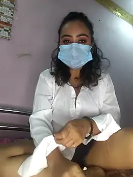 Snapshot of yours_sugar_babe chatting on 10/17/25, 10:51 yours sugar babe online show from 10/17/25, 10:51