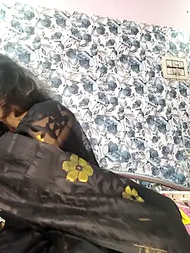 Snapshot of yours_sugar_babe chatting on 10/20/25, 11:21 yours sugar babe online show from 10/20/25, 11:21