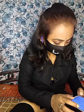 Snapshot of yours_sugar_babe chatting on 12/04/25, 10:46 yours sugar babe online show from 12/04/25, 10:46