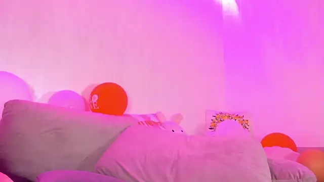 RileyNox online show from 04/25/26, 04:04