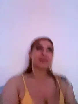 Ella Vee online show from 11/11/25, 03:45