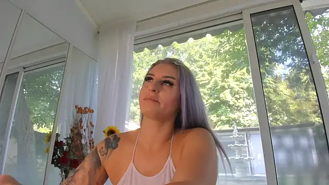Ella Vee online show from 07/19/26, 07:01