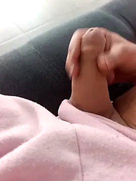 kirikou0644 online show from 03/11/26, 04:24