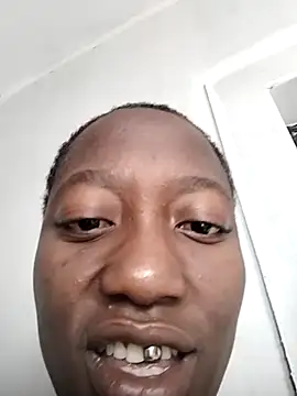 Melanin2002 online show from 04/10/26, 09:25