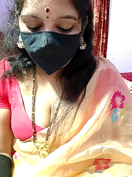 luci-queen online show from 09/30/25, 04:28