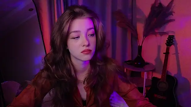 Snapshot of AstraMist chatting on 09/23/25, 03:15 AstraMist online show from 09/23/25, 03:15