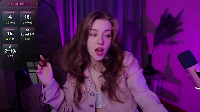 Snapshot of AstraMist chatting on 09/24/25, 02:20 AstraMist online show from 09/24/25, 02:20