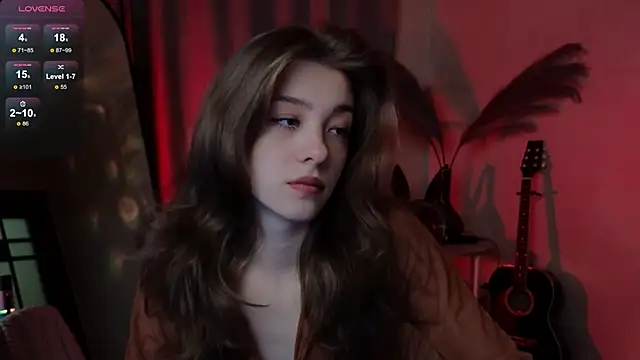 Snapshot of AstraMist chatting on 10/10/25, 01:54 AstraMist online show from 10/10/25, 01:54