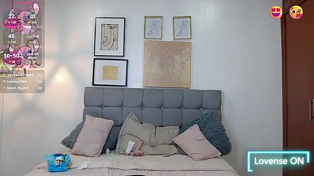 Snapshot of _naomi_s chatting on 01/05/26, 05:27 naomi s online show from 01/05/26, 05:27