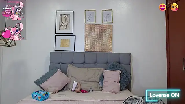 Snapshot of _naomi_s chatting on 01/06/26, 02:54 naomi s online show from 01/06/26, 02:54