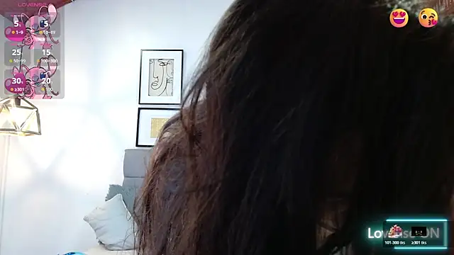 Snapshot of _naomi_s chatting on 01/08/26, 01:46 naomi s online show from 01/08/26, 01:46