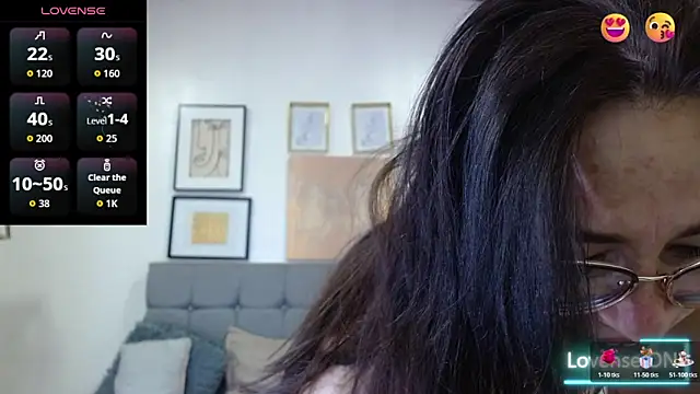 Snapshot of _naomi_s chatting on 01/15/26, 01:48 naomi s online show from 01/15/26, 01:48