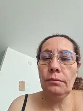 nohak model online show from 10/10/25, 01:43