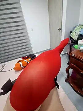 nohak model online show from 10/26/25, 12:27