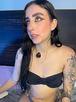 Snapshot of sharlot24 chatting on 05/26/26, 03:24 sharlot24 online show from 05/26/26, 03:24