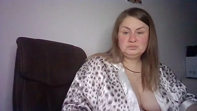 MartaXLove online show from 10/22/25, 05:56