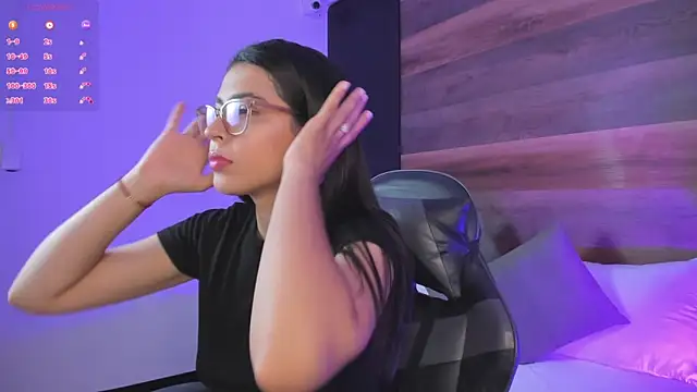 desireee  online show from 03/16/26, 12:31