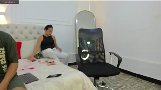 charlotte dante212 online show from 05/12/26, 04:09