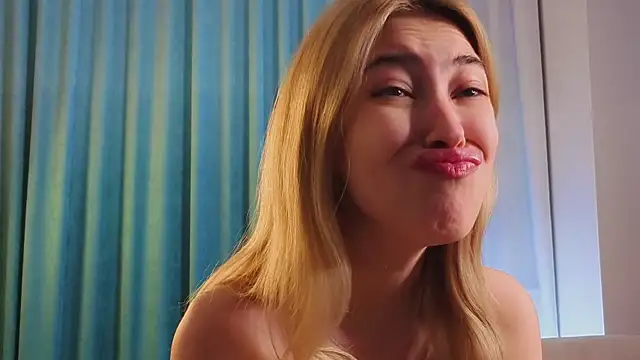 AngelicRice online show from 11/30/25, 11:14