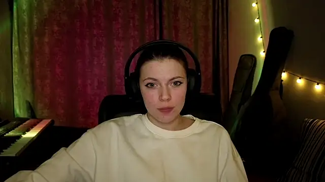 CutieAnny online show from 03/17/26, 08:12