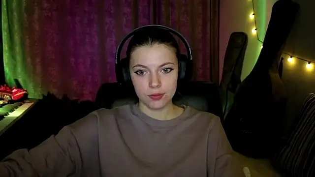 CutieAnny online show from 03/21/26, 09:29