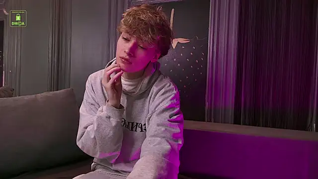 Kevin Garsia online show from 04/22/26, 04:15