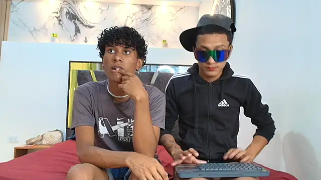 Snapshot of YOUNGS_GUYS chatting on 09/24/25, 07:28 YOUNGS GUYS online show from 09/24/25, 07:28