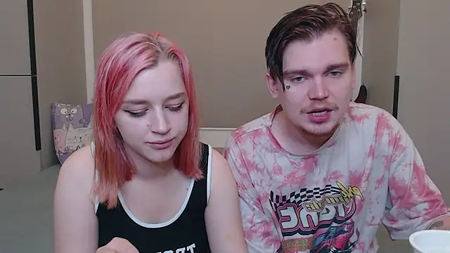 Snapshot of JackOffJills chatting on 09/15/25, 06:30 JackOffJills online show from 09/15/25, 06:30