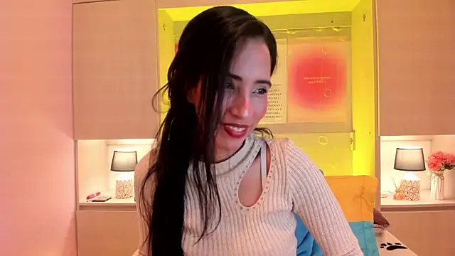 Snapshot of LexxaQueen chatting on 10/28/25, 04:05 LexxaQueen online show from 10/28/25, 04:05